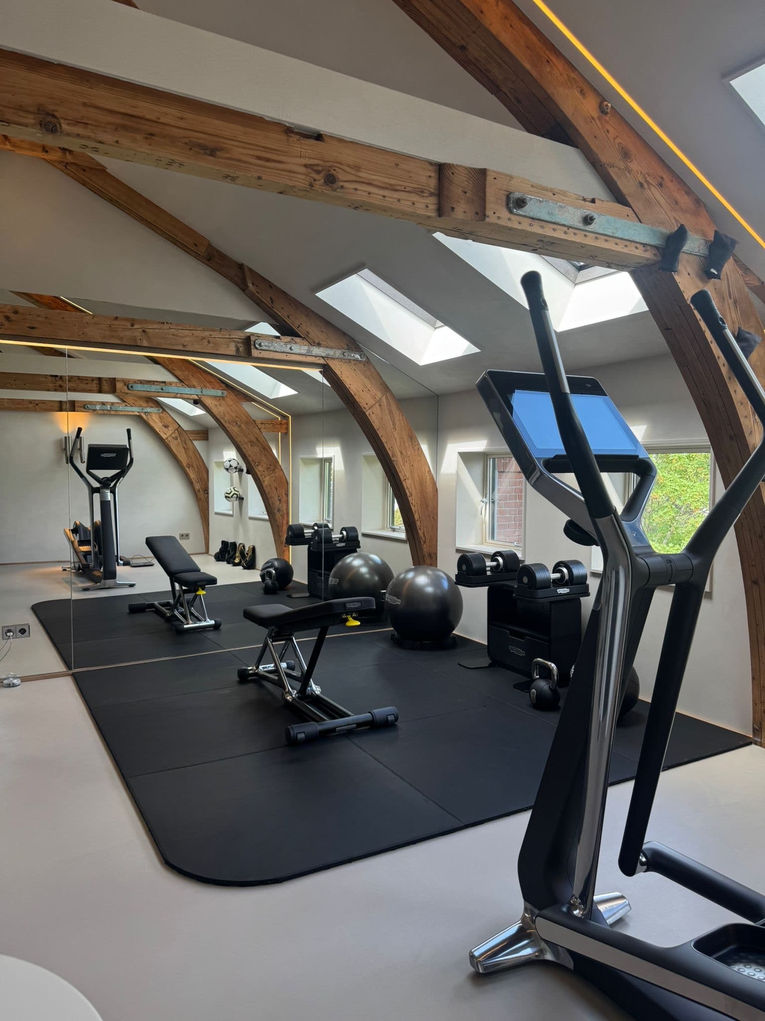 Contact GymNest